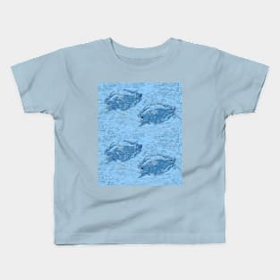 Blue crabs underwater Kids T-Shirt